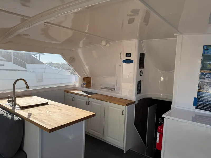 Slide: The Image of Ocean 55 Sport Convertible 1984 - 28