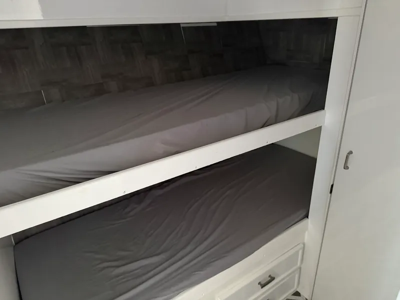 Slide: The Image of Ocean 55 Sport Convertible 1984 - 39