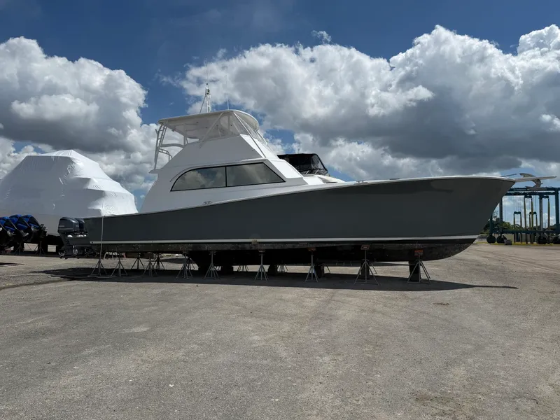 Slide: The Image of Ocean 55 Sport Convertible 1984 - 4