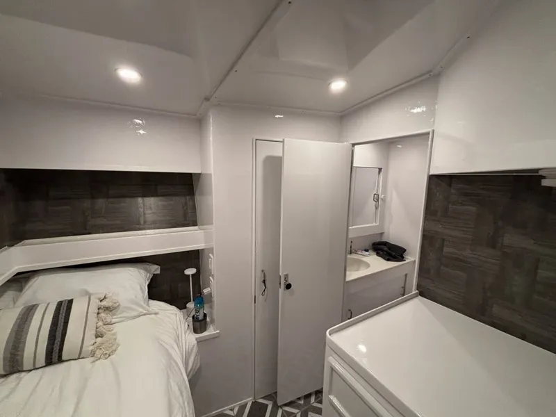 Slide: The Image of Ocean 55 Sport Convertible 1984 - 45