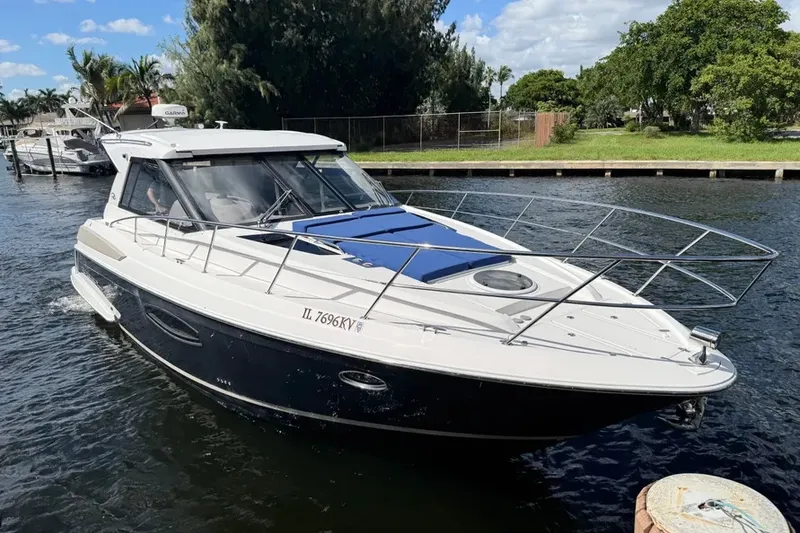 Slide: The Image of Regal 42 Sport Coupe 2016 - 3