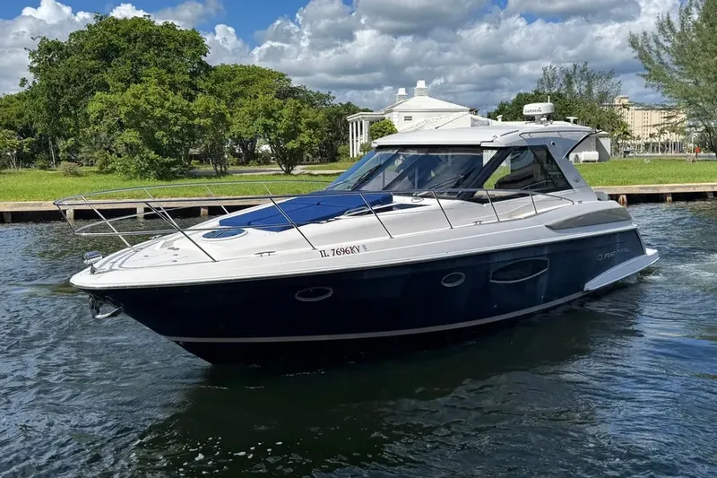 Slide: The Image of Regal 42 Sport Coupe 2016 - 5