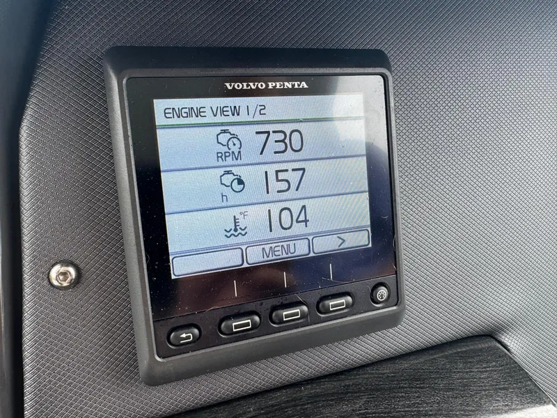 Slide: The Image of Monterey 355 SY 2021 - 17