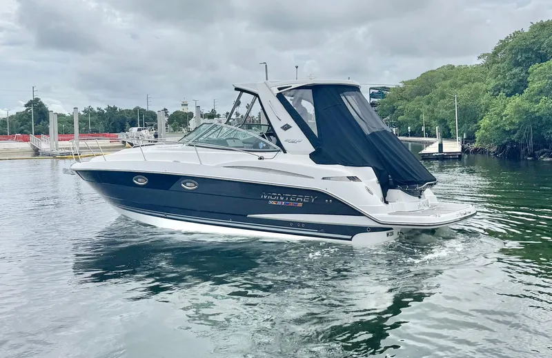Slide: The Image of Monterey 355 SY 2021 - 2