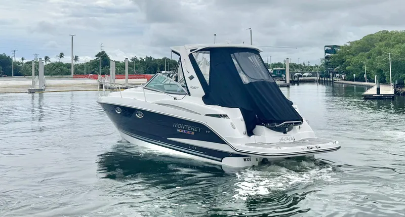 Slide: The Image of Monterey 355 SY 2021 - 4