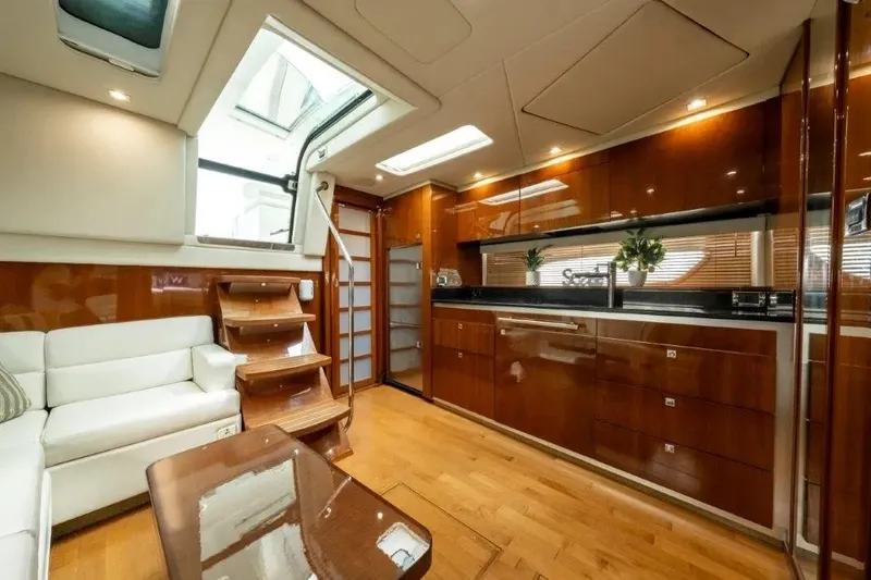 Slide: The Image of Sea Ray 43 Sundancer 2009 - 39