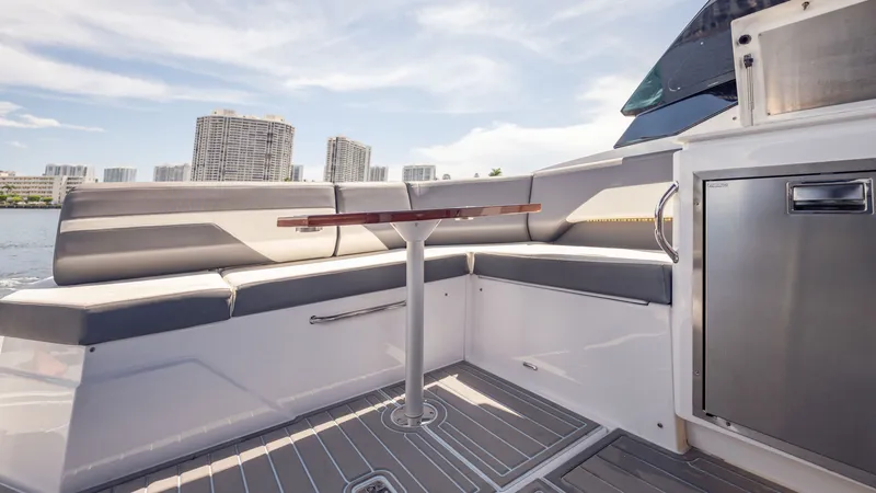 Slide: The Image of Cruisers 38 GLS 2021 - 68