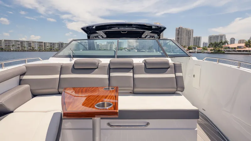 Slide: The Image of Cruisers 38 GLS 2021 - 77