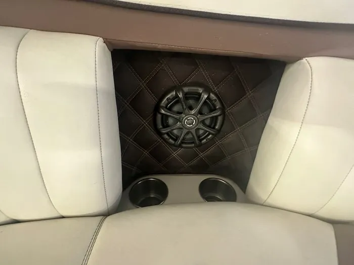 Slide: The Image of Cobalt 323 2012 - 11