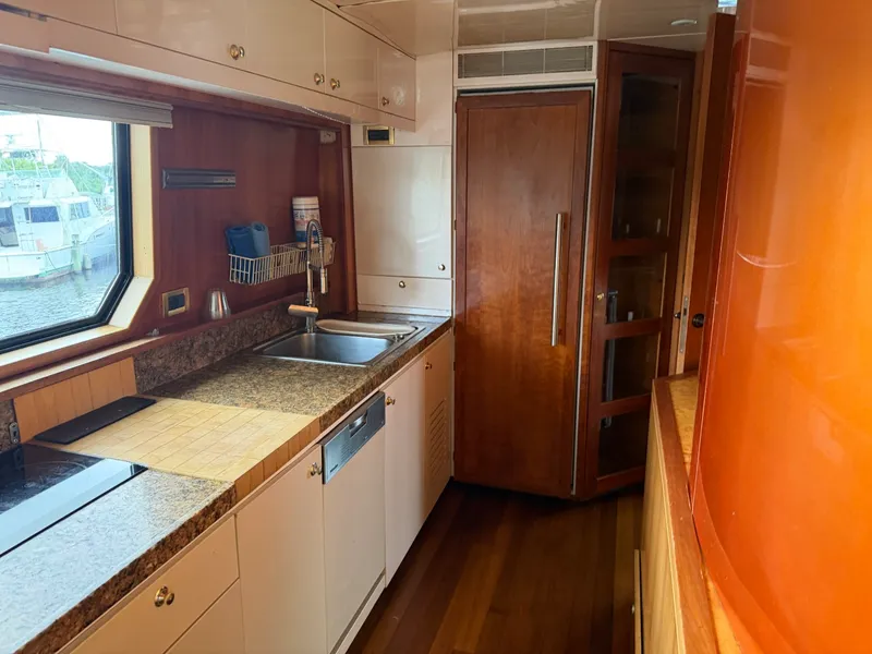 Slide: The Image of Moonen 83' Motor Yacht 1995 - 23