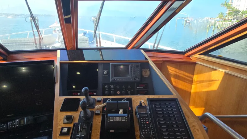 Slide: The Image of Moonen 83' Motor Yacht 1995 - 30