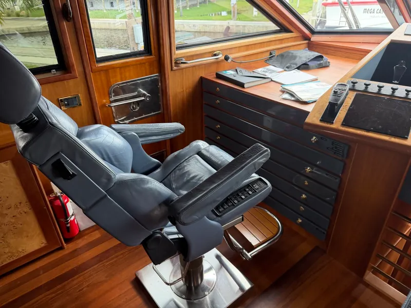 Slide: The Image of Moonen 83' Motor Yacht 1995 - 28