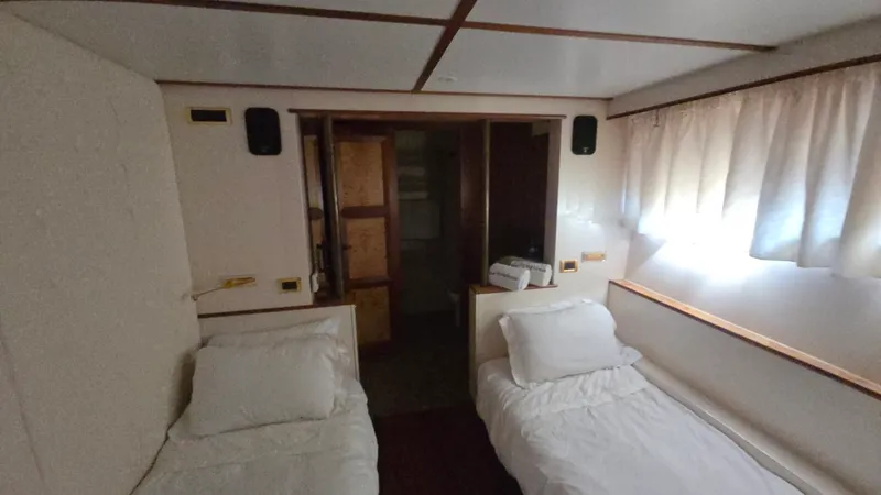 Slide: The Image of Moonen 83' Motor Yacht 1995 - 34