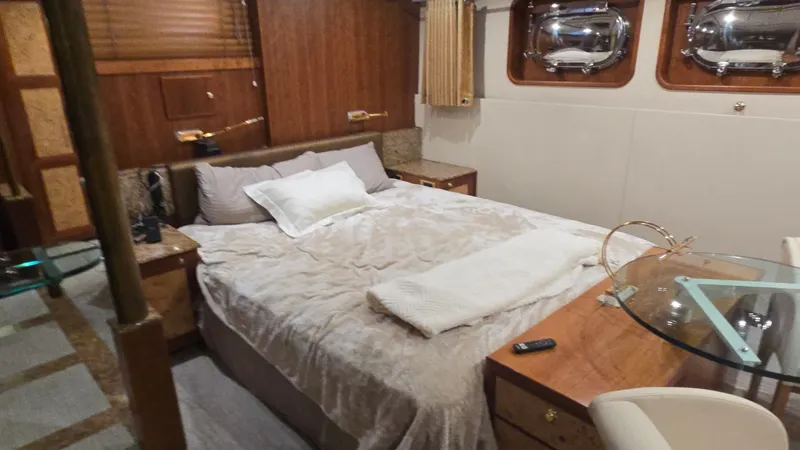 Slide: The Image of Moonen 83' Motor Yacht 1995 - 39