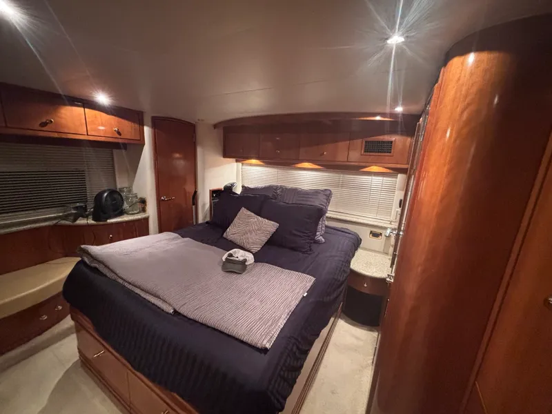Slide: The Image of Carver Yachts 506 Motor Yacht 2001 - 32