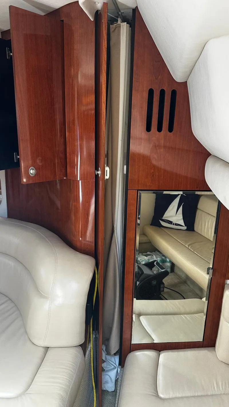 Slide: The Image of Sea Ray 380 Sundancer 2004 - 12