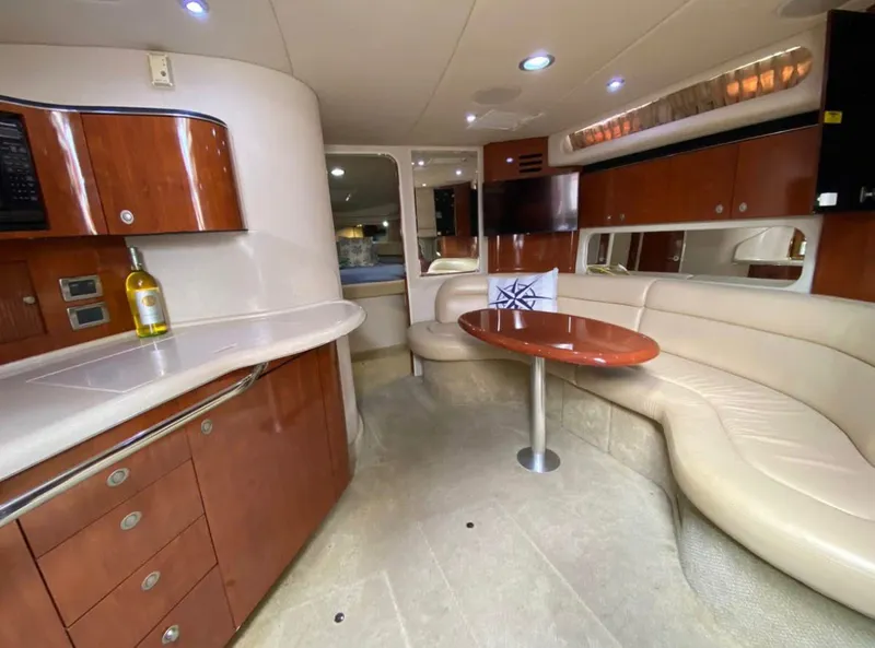 Slide: The Image of Sea Ray 380 Sundancer 2004 - 15