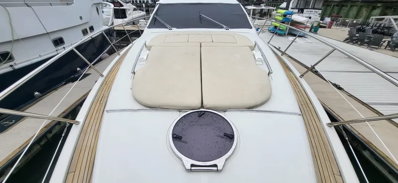 Slide: The Image of Azimut 68S 2007 - 24