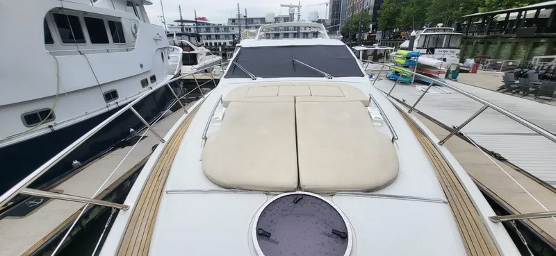Slide: The Image of Azimut 68S 2007 - 25