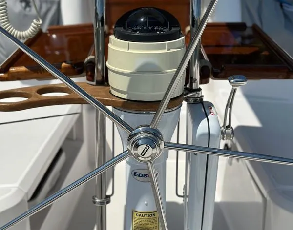 Slide: The Image of Sabre 386 2006 - 17