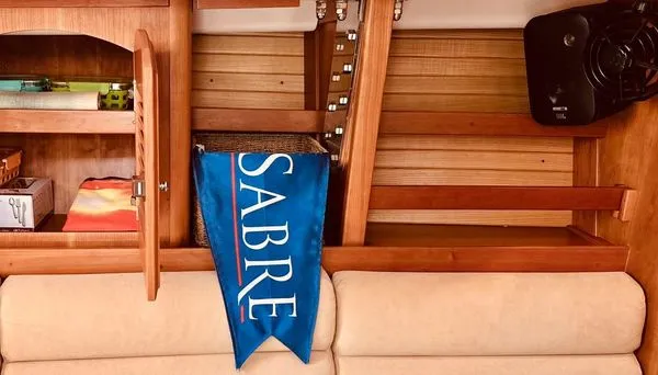 Slide: The Image of Sabre 386 2006 - 27