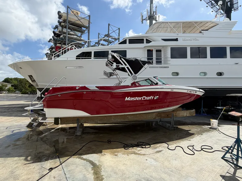 The Image of Mastercraft X24 2023 - undefined