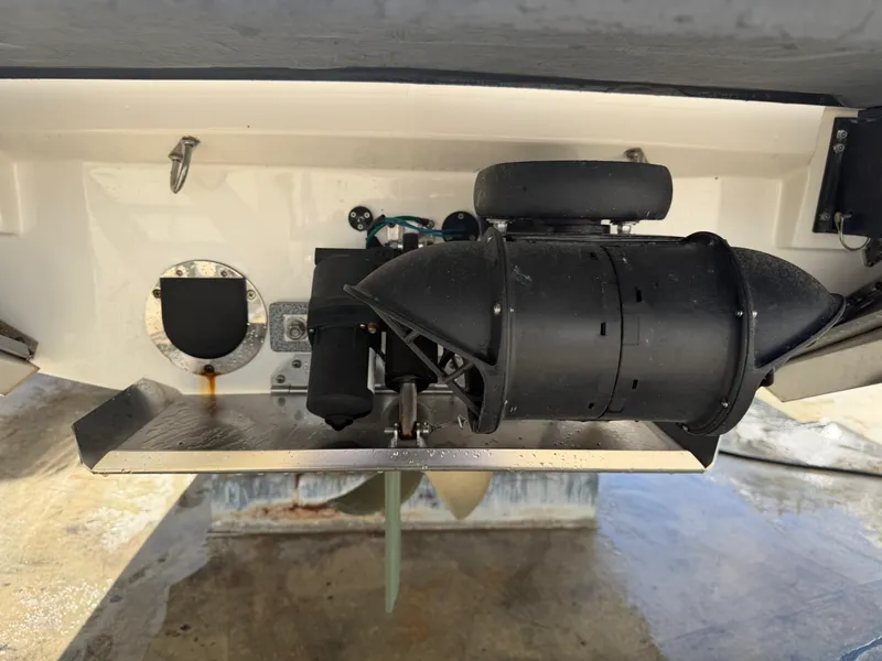 Slide: The Image of Mastercraft X24 2023 - 24