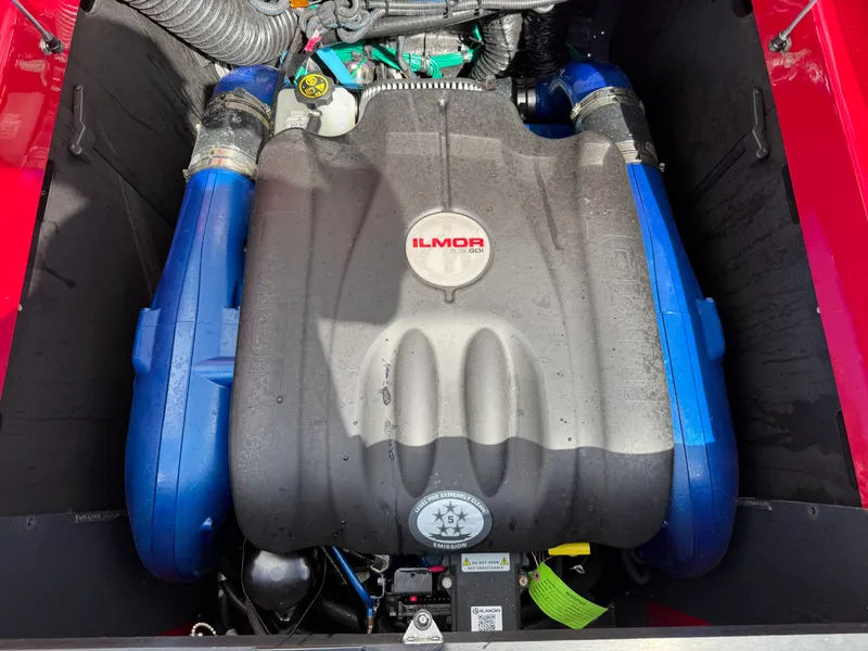 Slide: The Image of Mastercraft X24 2023 - 7