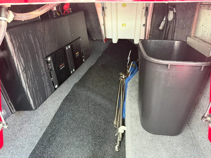 Slide: The Image of Mastercraft X24 2023 - 8