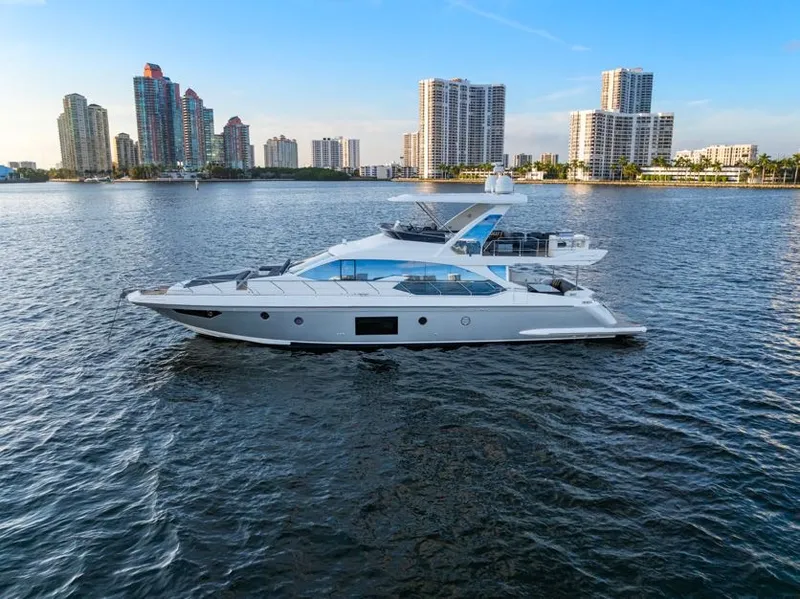 Slide: The Image of Azimut 660 Flybridge 2017 - 5