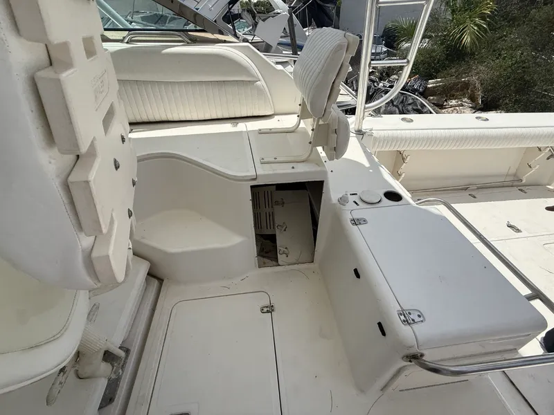 Slide: The Image of Boston Whaler 350 Defiance 2002 - 14