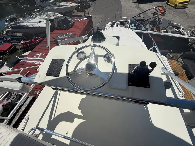 Slide: The Image of Boston Whaler 350 Defiance 2002 - 16
