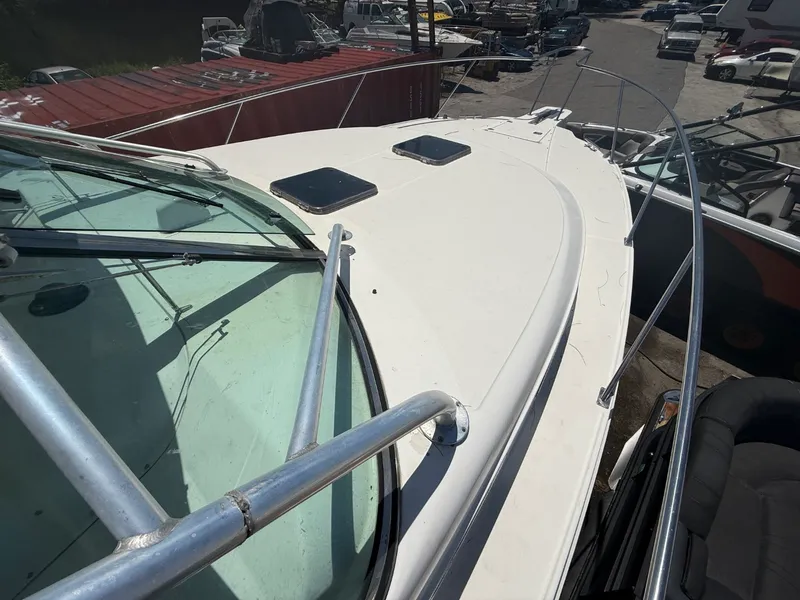 Slide: The Image of Boston Whaler 350 Defiance 2002 - 9