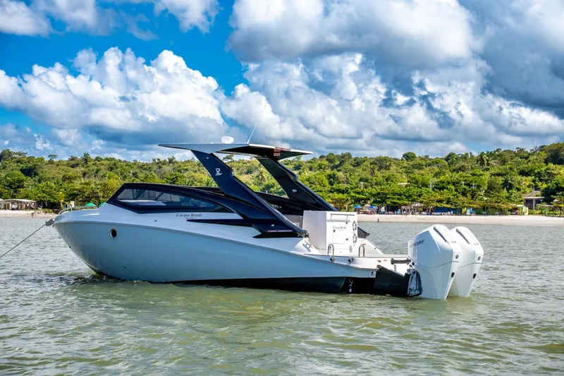 Slide: The Image of L'Acqua Royale LR280 GRAN CABRIO 2024 - 6