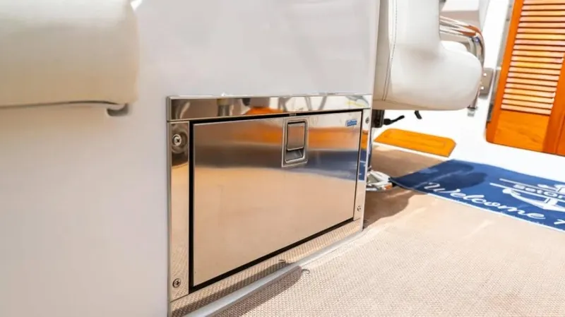 Slide: The Image of Chris-Craft Corsair 2013 - 8