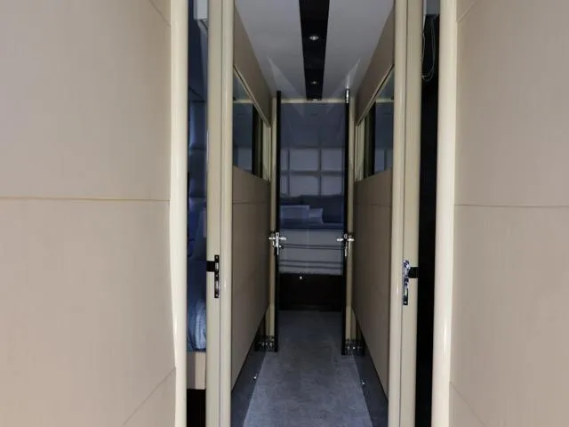 Slide: The Image of Lazzara Yachts 75 LSX 2008 - 57