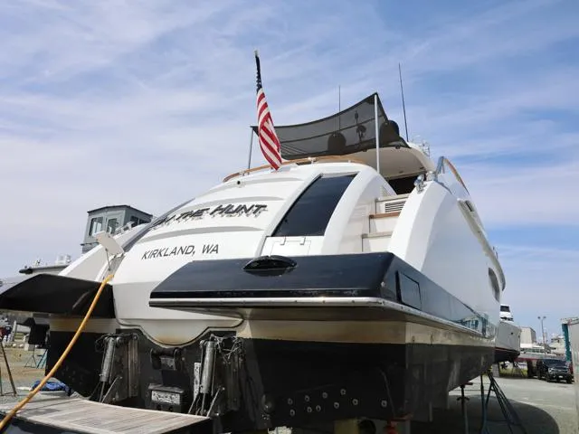 Slide: The Image of Lazzara Yachts 75 LSX 2008 - 13