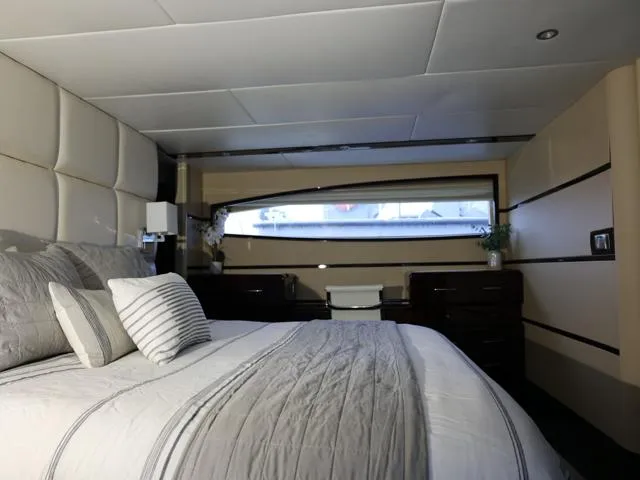 Slide: The Image of Lazzara Yachts 75 LSX 2008 - 50