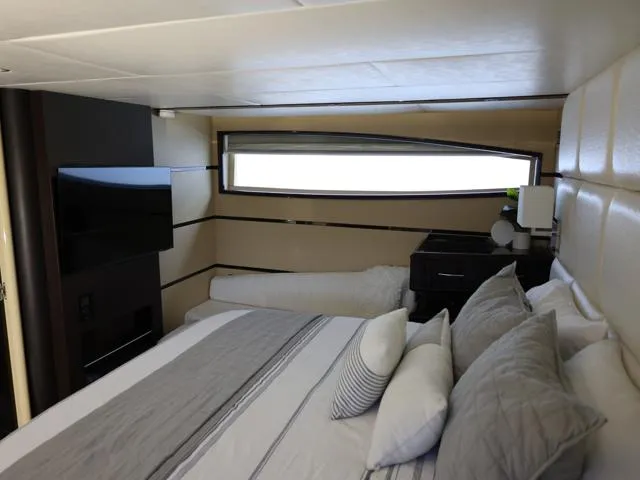Slide: The Image of Lazzara Yachts 75 LSX 2008 - 48