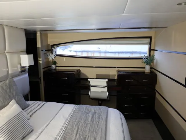 Slide: The Image of Lazzara Yachts 75 LSX 2008 - 49