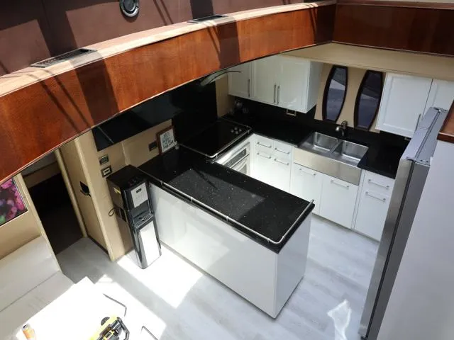 Slide: The Image of Lazzara Yachts 75 LSX 2008 - 31