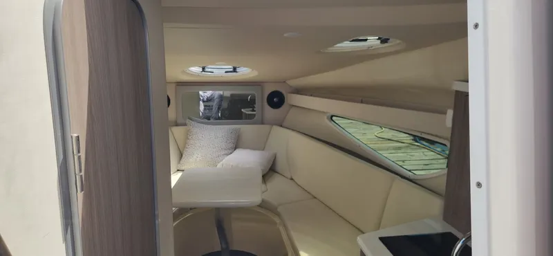Slide: The Image of Regal 28 Express 2020 - 7