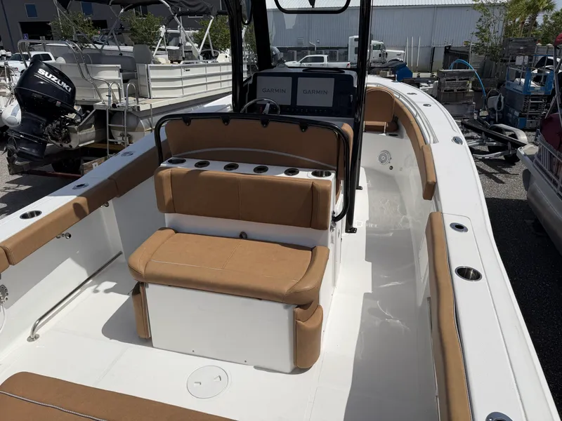 Slide: The Image of Sea Hunt 275 Ultra 2023 - 13