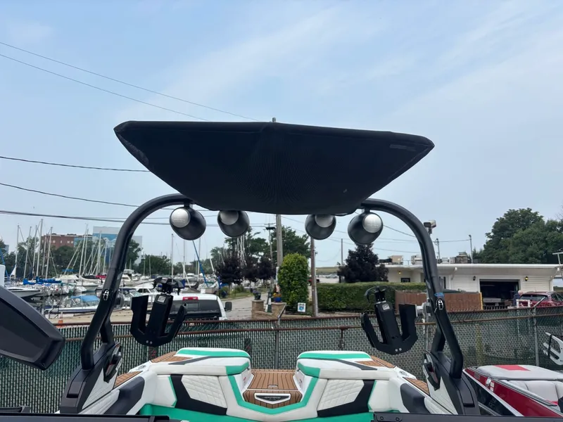 Slide: The Image of Nautique Super Air G23 2021 - 13