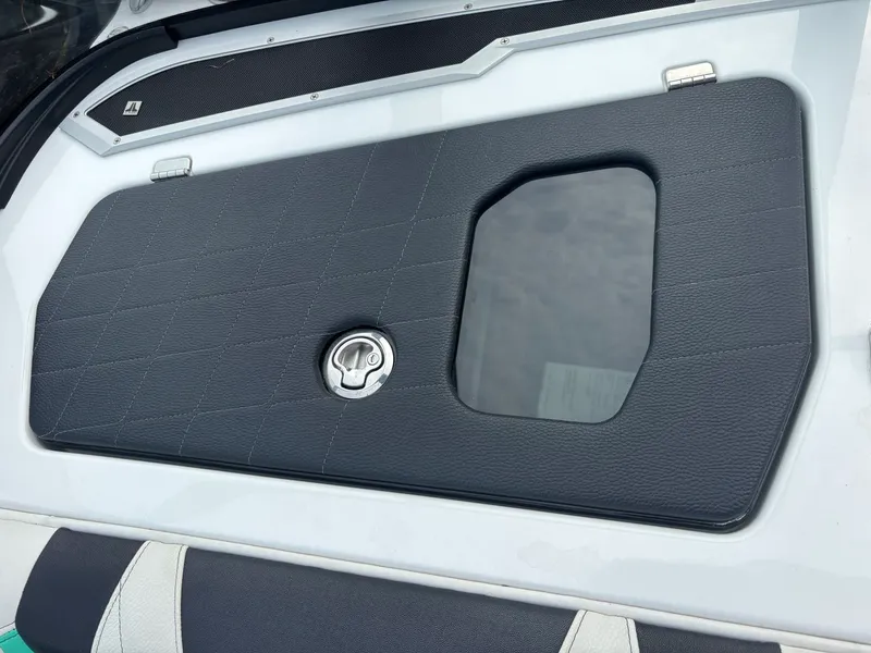 Slide: The Image of Nautique Super Air G23 2021 - 28