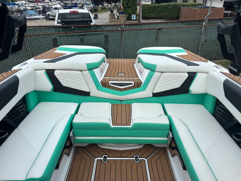 Slide: The Image of Nautique Super Air G23 2021 - 16