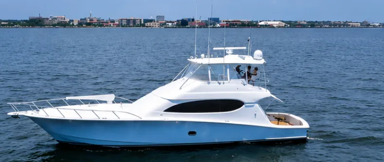 The Image of Hatteras 68 Convertible 2007 - 4