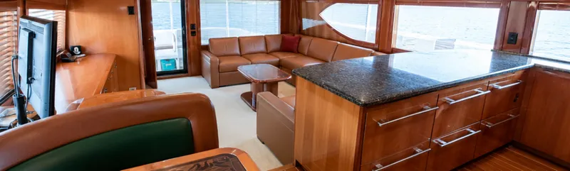 Slide: The Image of Hatteras 68 Convertible 2007 - 2
