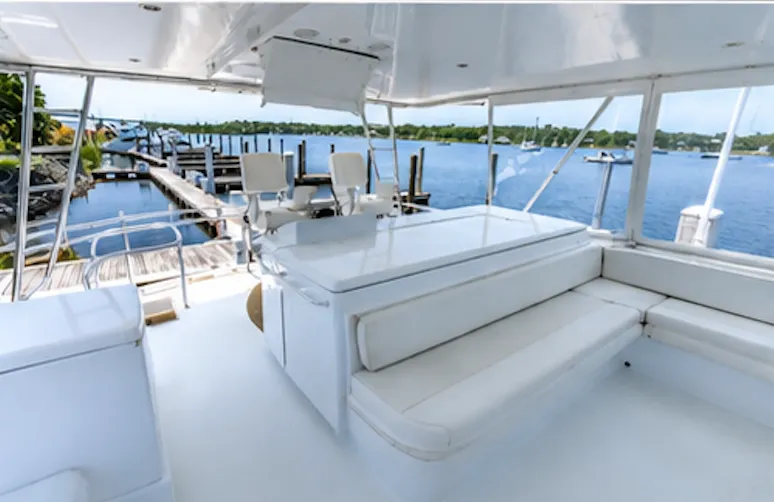Slide: The Image of Hatteras 68 Convertible 2007 - 8