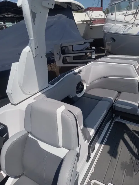 Slide: The Image of Supra SL 450 2023 - 19